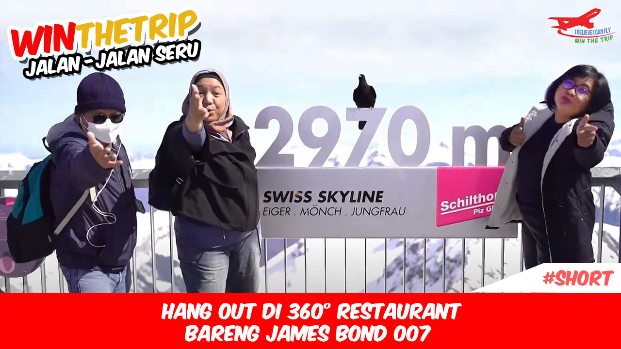 Hang Out di 360° Restaurant Bareng James Bond 007